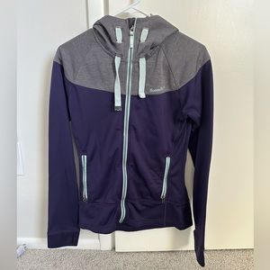 MOOSEJAW ZIP-UP HOODIE size small, purple/gray/light blue, thumb holes, 4 pocket